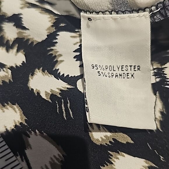 Kenneth Cole maxi dress size Medium - Picture 14 of 14